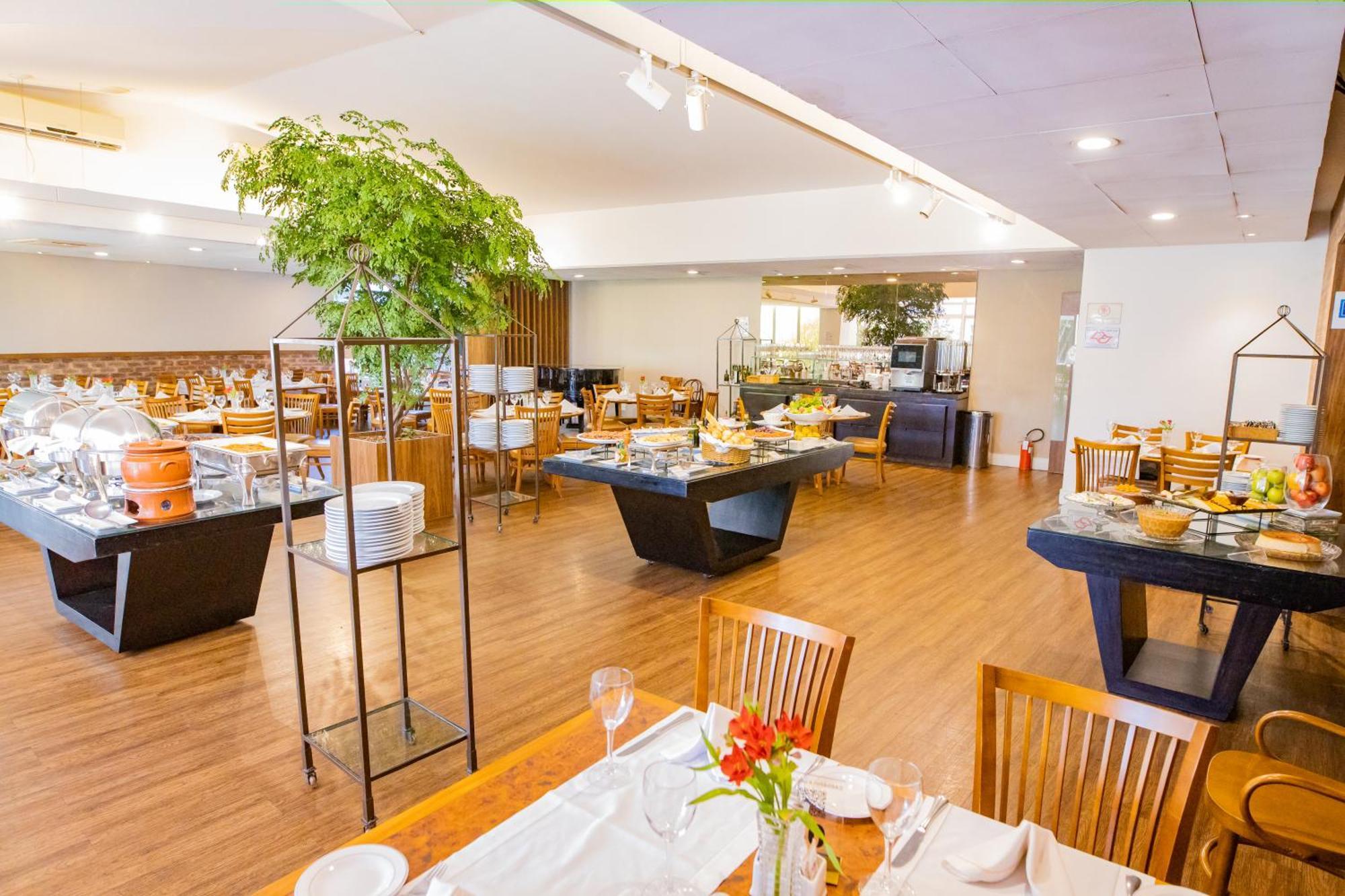 Hotel Jp Royal Tulip & Convencoes 里贝朗普雷托 外观 照片